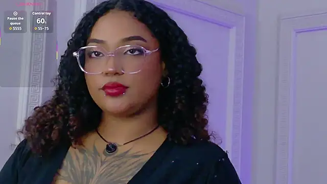 Cristal-Jonnes online show from 04-19-26, 04:45