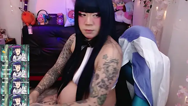 Snapshot of jadedelux_ chatting on 11-28-25, 04:31 jadedelux online show from 11-28-25, 04:31