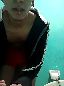 Snapshot of saik_03 chatting on 12-05-25, 04:10 saik 03 online show from 12-05-25, 04:10