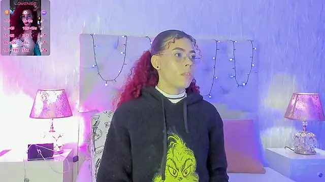 Pamelamiler   online show from 11-05-25, 11:43