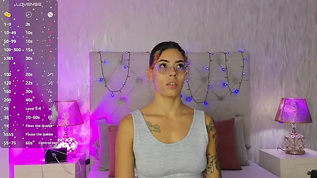 Pamelamiler   online show from 11-06-25, 01:12