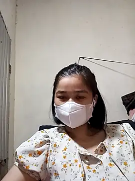 Snapshot of Daisy-lusia96 chatting on 10-03-25, 02:41 Daisy-lusia96 online show from 10-03-25, 02:41