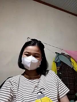 Snapshot of Daisy-lusia96 chatting on 10-12-25, 01:26 Daisy-lusia96 online show from 10-12-25, 01:26