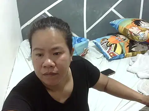 Snapshot of AsianbouncieGIRL chatting on 02-09-26, 12:36 AsianbouncieGIRL online show from 02-09-26, 12:36