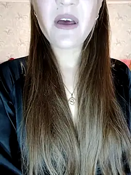 Viola3102 online show from 12-22-25, 07:44