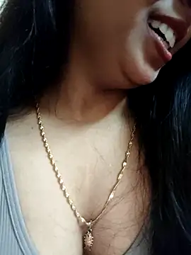 Maahhii 2 online show from 09-28-25, 03:56