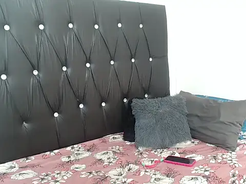 Snapshot of Lsnickykhanyile chatting on 10-11-25, 07:07 Lsnickykhanyile online show from 10-11-25, 07:07