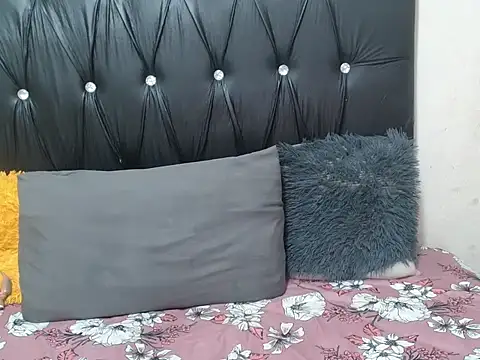 Snapshot of Lsnickykhanyile chatting on 11-10-25, 09:25 Lsnickykhanyile online show from 11-10-25, 09:25