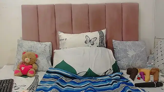 RoundaAssx22 online show from 02-03-26, 03:26