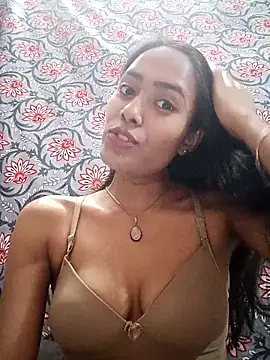 hornylizia123 online show from 04-17-26, 05:05