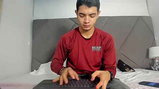 andrew colleman online show from 10-07-25, 03:36