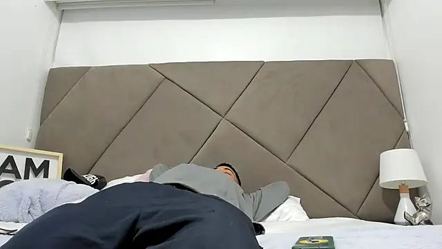 andrew colleman online show from 10-15-25, 08:25