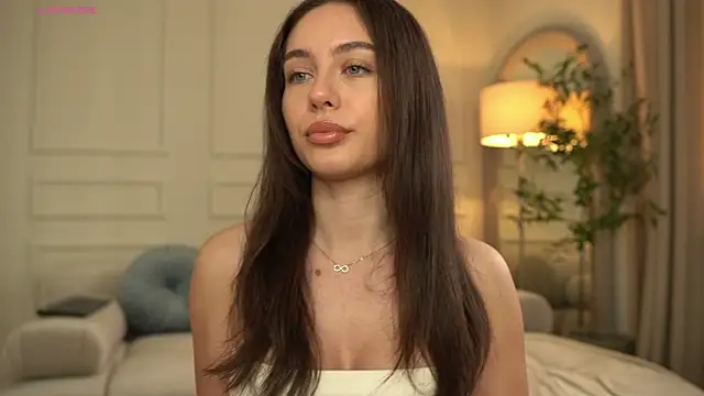 Snapshot of Ashley-Evans chatting on 03-02-26, 08:32 Ashley-Evans online show from 03-02-26, 08:32