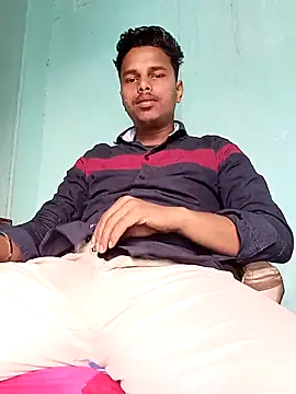 Snapshot of Asish_007 chatting on 03-08-26, 03:32 Asish 007 online show from 03-08-26, 03:32