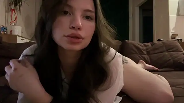 Snapshot of Voytinyme chatting on 02-26-26, 07:02 Voytinyme online show from 02-26-26, 07:02