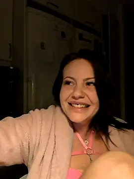 Snapshot of SwedishBaabe chatting on 10-16-25, 05:36 SwedishBaabe online show from 10-16-25, 05:36