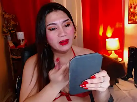 tsBiancalicious online show from 10-24-25, 05:15