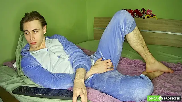 Snapshot of WilliamDyson chatting on 02-10-26, 03:21 WilliamDyson online show from 02-10-26, 03:21