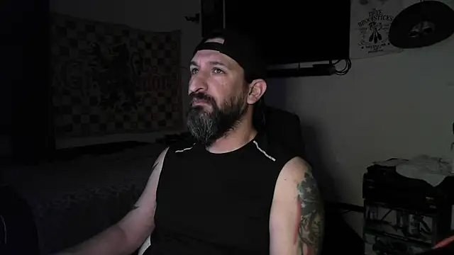 Snapshot of DevilPup75_ chatting on 02-17-26, 05:04 DevilPup75 online show from 02-17-26, 05:04