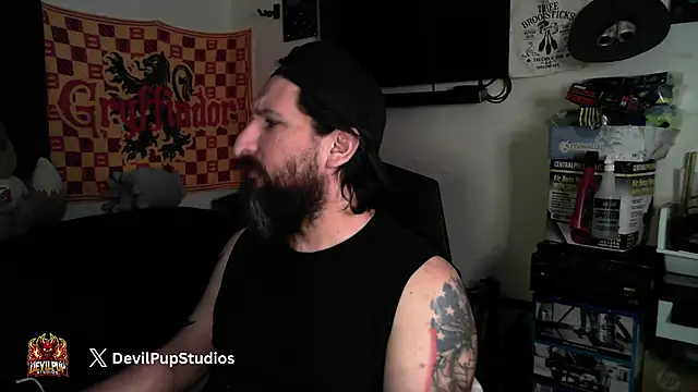 Snapshot of DevilPup75_ chatting on 03-31-26, 06:14 DevilPup75 online show from 03-31-26, 06:14