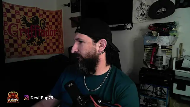 Snapshot of DevilPup75_ chatting on 04-08-26, 03:17 DevilPup75 online show from 04-08-26, 03:17