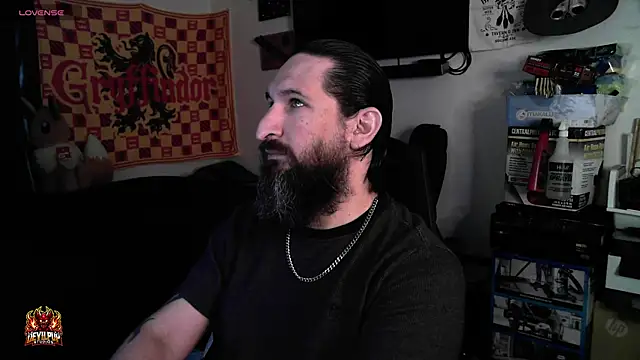 Snapshot of DevilPup75_ chatting on 04-16-26, 01:34 DevilPup75 online show from 04-16-26, 01:34