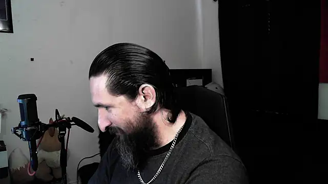 Snapshot of DevilPup75_ chatting on 04-28-26, 02:00 DevilPup75 online show from 04-28-26, 02:00