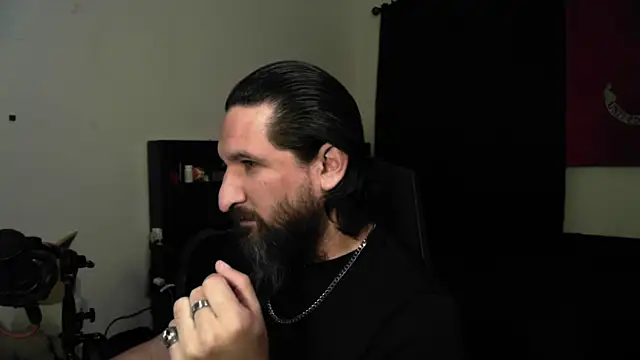 Snapshot of DevilPup75_ chatting on 05-06-26, 03:13 DevilPup75 online show from 05-06-26, 03:13
