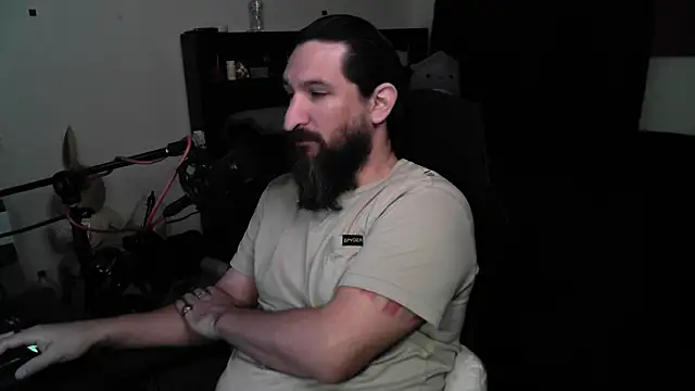 Snapshot of DevilPup75_ chatting on 05-13-26, 04:21 DevilPup75 online show from 05-13-26, 04:21
