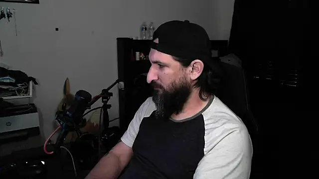 Snapshot of DevilPup75_ chatting on 05-15-26, 08:38 DevilPup75 online show from 05-15-26, 08:38