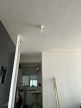 Snapshot of Valen1800 chatting on 01-10-26, 06:53 Valen1800 online show from 01-10-26, 06:53