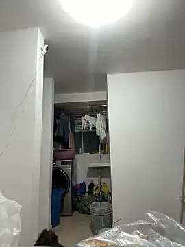 Snapshot of Valen1800 chatting on 03-12-26, 12:06 Valen1800 online show from 03-12-26, 12:06