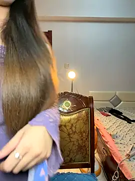 Snapshot of tuanzi125216 chatting on 11-14-25, 02:38 tuanzi125216 online show from 11-14-25, 02:38