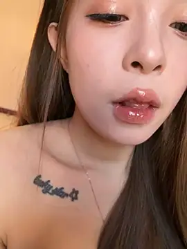 Snapshot of tuanzi125216 chatting on 01-08-26, 04:15 tuanzi125216 online show from 01-08-26, 04:15