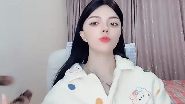 Eloise131499 online show from 11-04-25, 01:10