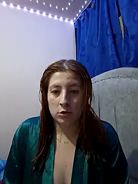 Snapshot of Shayla_VL chatting on 10-29-25, 12:07 Shayla VL online show from 10-29-25, 12:07