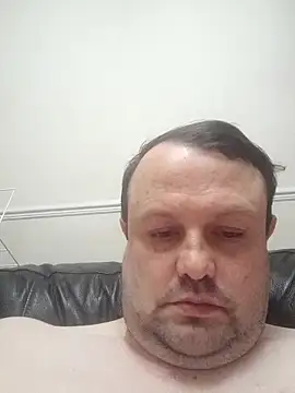 Snapshot of Ethan25xxx chatting on 10-11-25, 01:05 Ethan25xxx online show from 10-11-25, 01:05