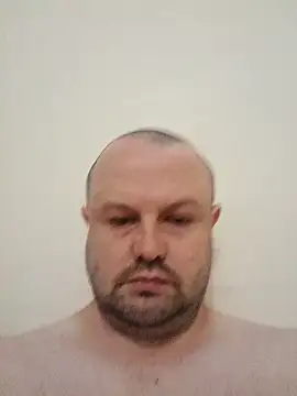 Snapshot of Ethan25xxx chatting on 07-17-26, 06:57 Ethan25xxx online show from 07-17-26, 06:57
