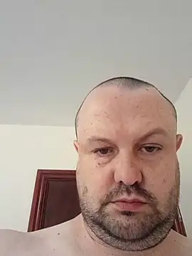 Snapshot of Ethan25xxx chatting on 07-19-26, 04:00 Ethan25xxx online show from 07-19-26, 04:00