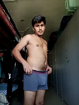 Snapshot of HarryChoudhary21 chatting on 03-16-26, 09:02 HarryChoudhary21 online show from 03-16-26, 09:02