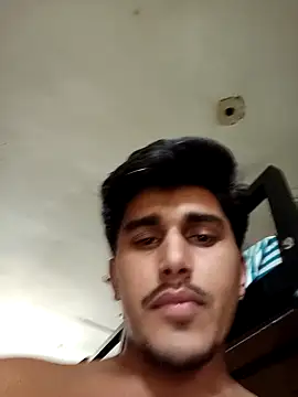 Snapshot of HarryChoudhary21 chatting on 03-18-26, 09:34 HarryChoudhary21 online show from 03-18-26, 09:34