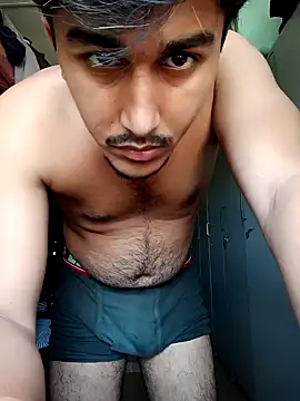 Snapshot of HarryChoudhary21 chatting on 03-25-26, 07:36 HarryChoudhary21 online show from 03-25-26, 07:36