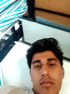 Snapshot of HarryChoudhary21 chatting on 04-11-26, 12:09 HarryChoudhary21 online show from 04-11-26, 12:09