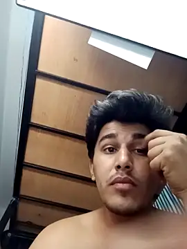 Snapshot of HarryChoudhary21 chatting on 04-17-26, 07:28 HarryChoudhary21 online show from 04-17-26, 07:28