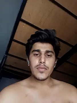 Snapshot of HarryChoudhary21 chatting on 04-28-26, 06:35 HarryChoudhary21 online show from 04-28-26, 06:35