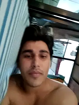 Snapshot of HarryChoudhary21 chatting on 05-12-26, 12:13 HarryChoudhary21 online show from 05-12-26, 12:13