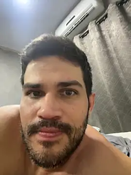 Snapshot of mlkaogato69 chatting on 10-25-25, 07:05 mlkaogato69 online show from 10-25-25, 07:05