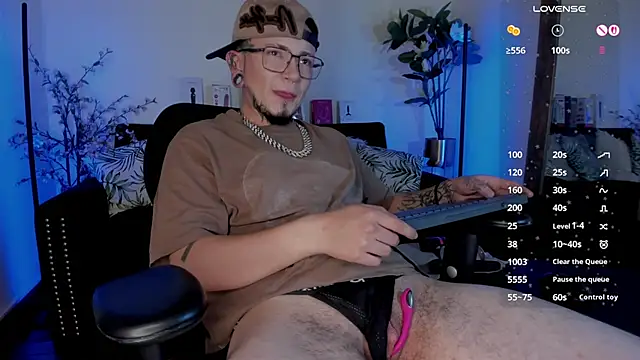 tyler jones  online show from 04-04-26, 04:22