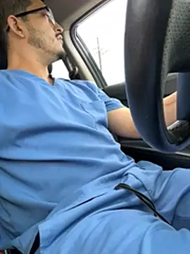 Dwizzlerperizzlee online show from 04-13-26, 04:45