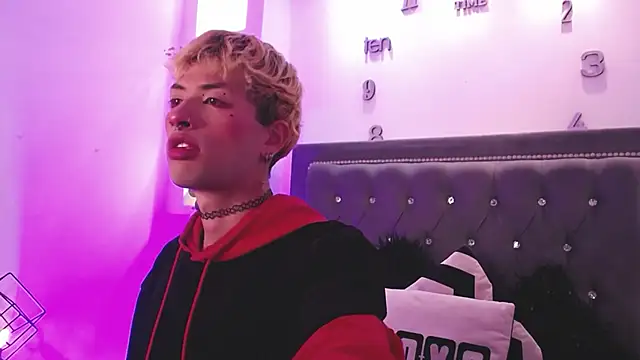 OzorioDany online show from 09-17-25, 03:30